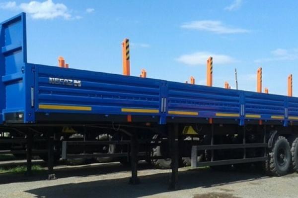 Полуприцеп с  бортовой платформой НЕФАЗ 93341-11